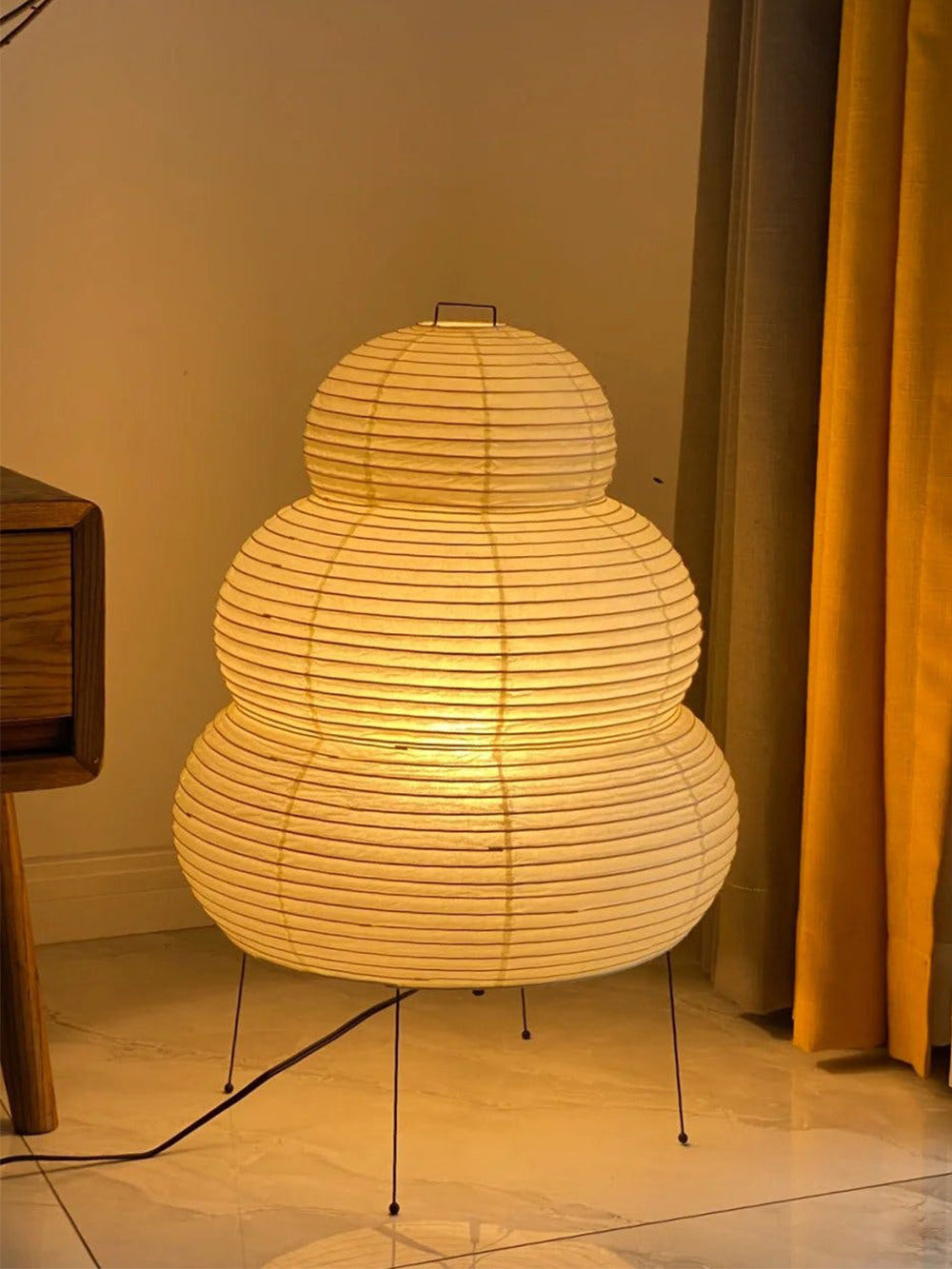Lampa stołowa Wikorev