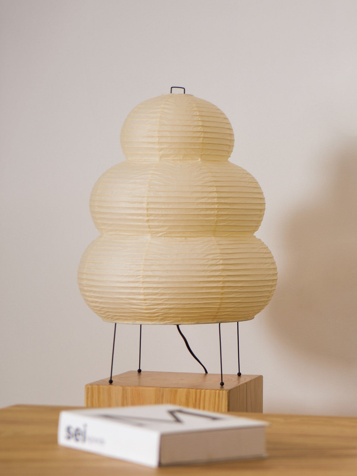 Lampa stołowa Wikorev