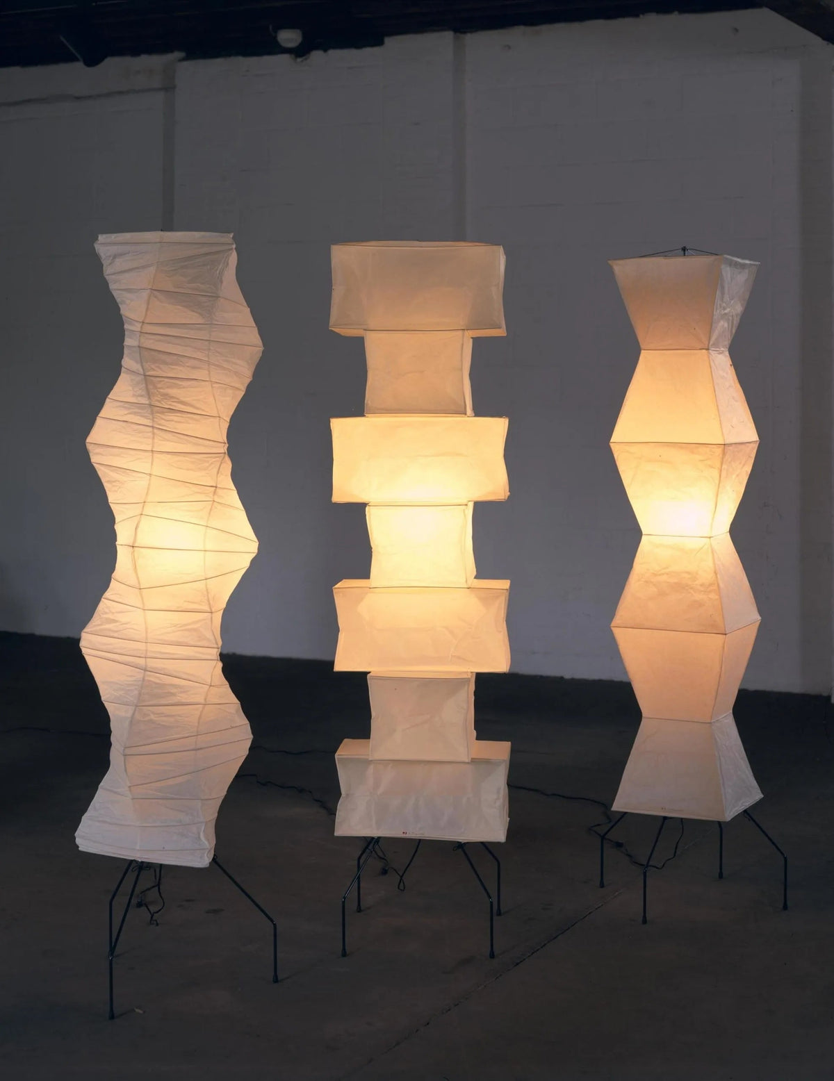 Lampa podłogowa Avel
