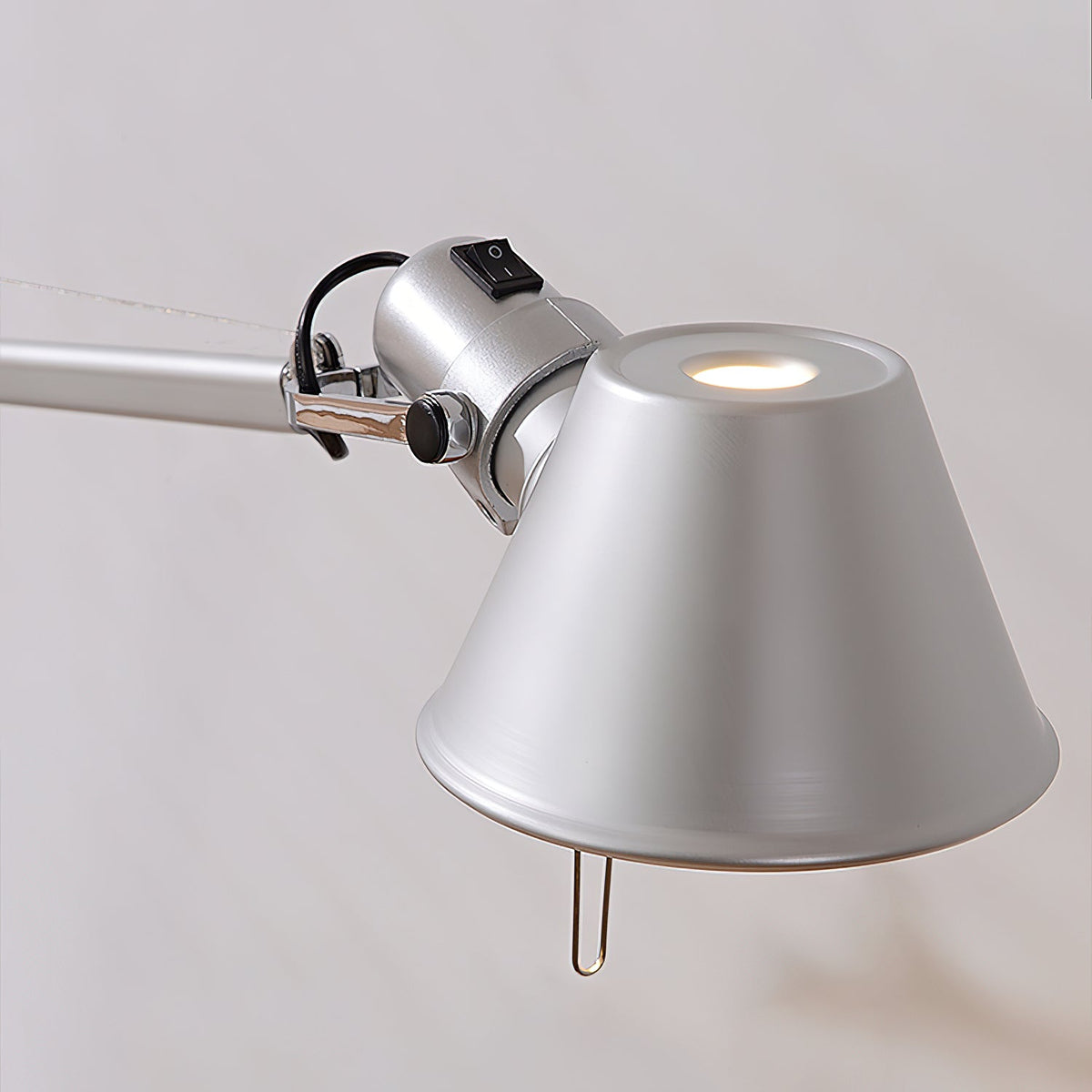 Lampa stołowa regulowana Serio