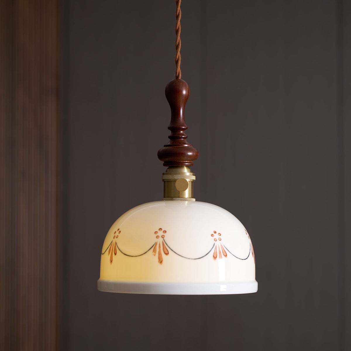 Lampa wisząca vintage Zelvik