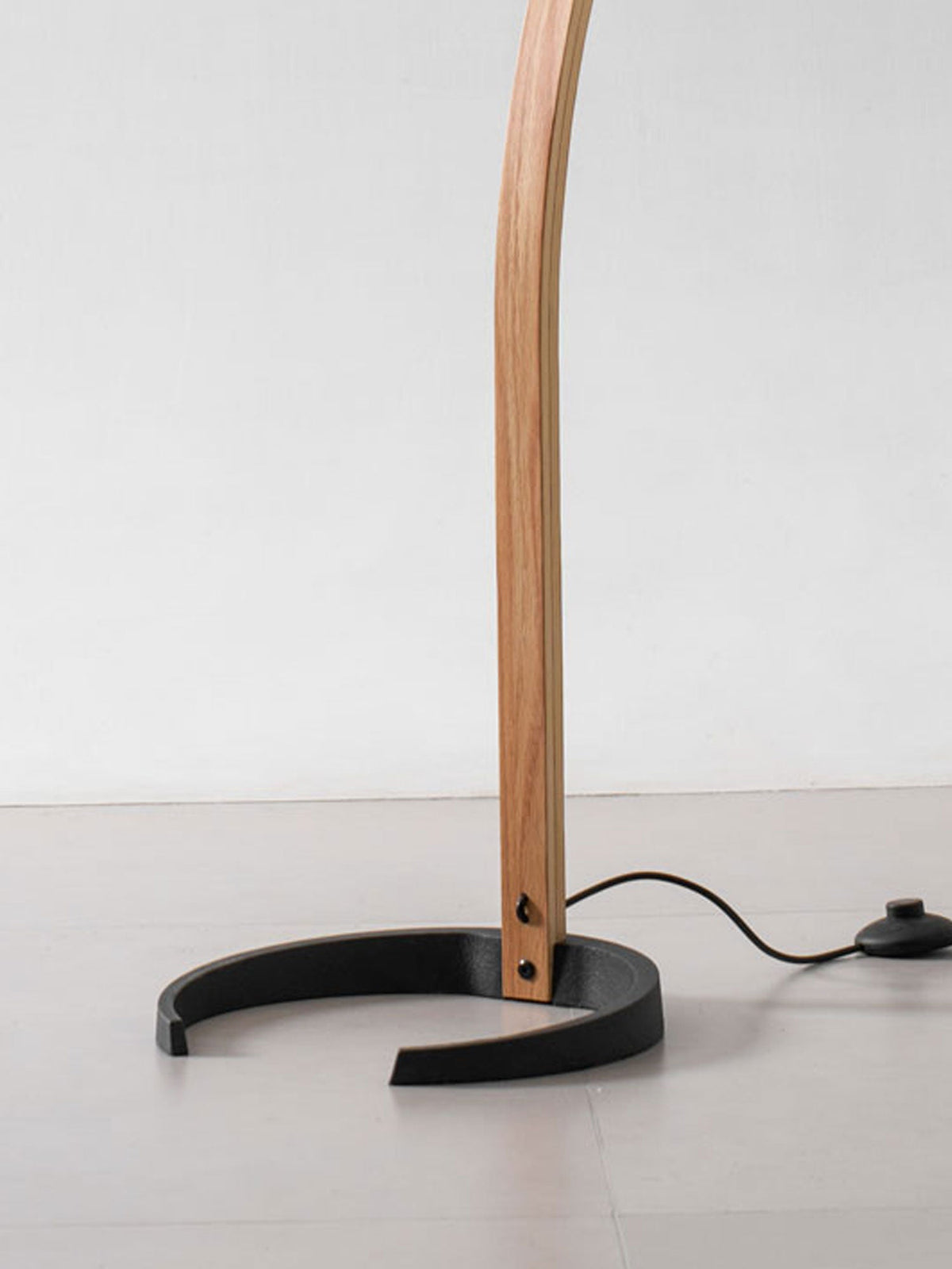 Lampa podłogowa Kason
