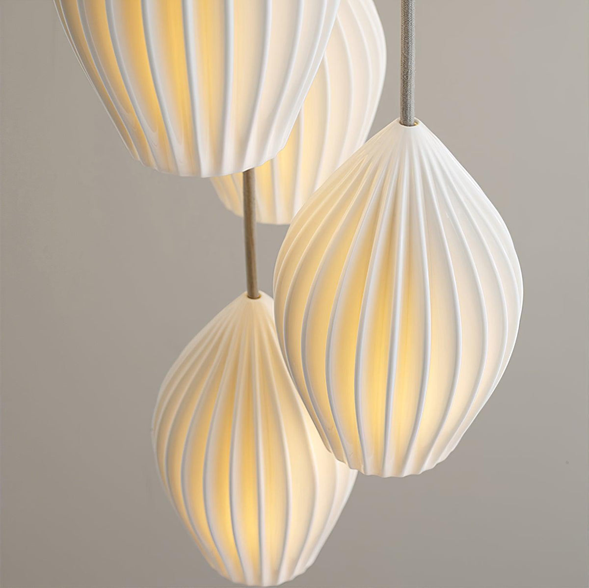 Lampa wisząca ryflowana Pavkalen