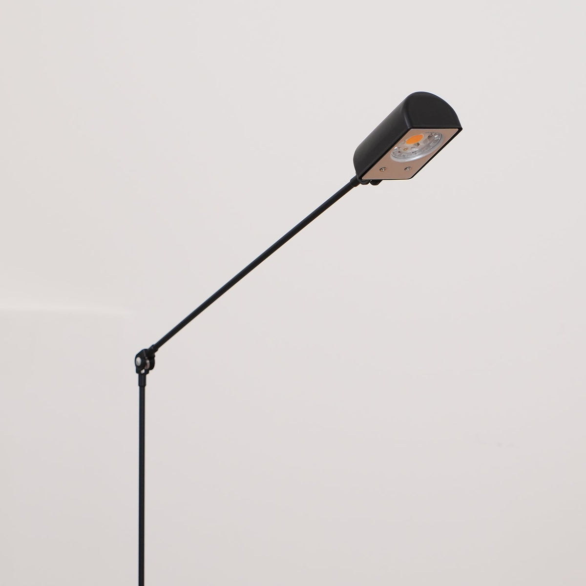 Lampa podłogowa Renmir