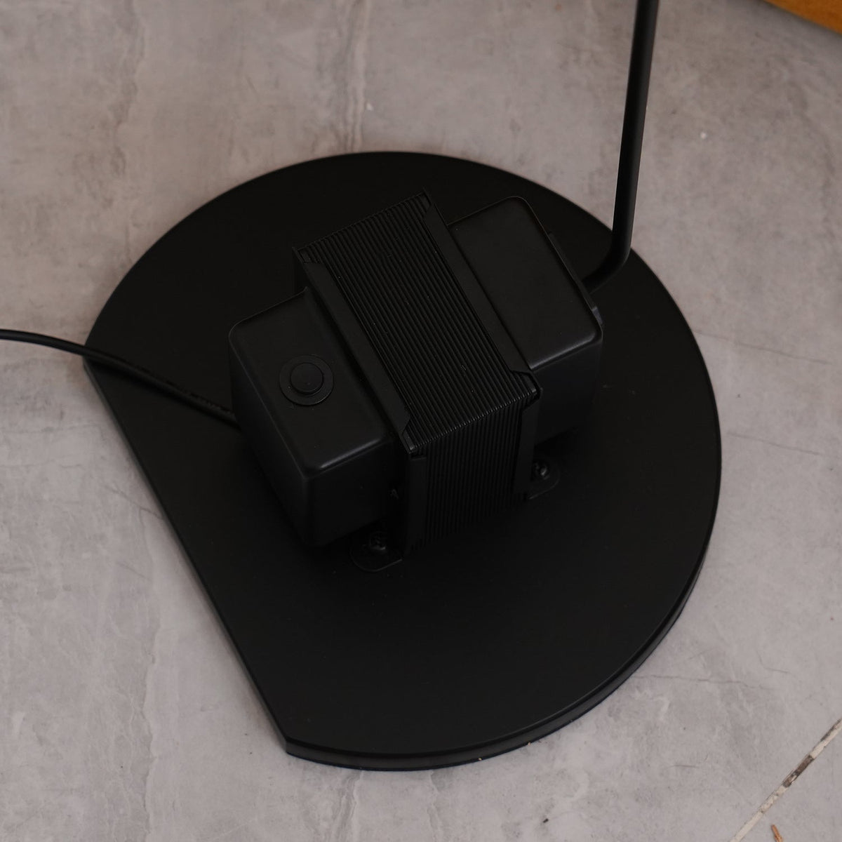 Lampa podłogowa Renmir