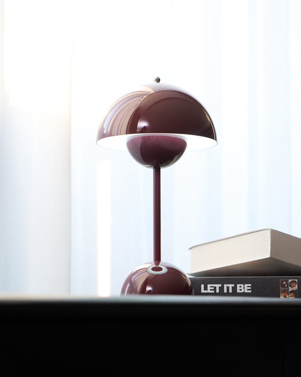 Lampa stołowa przenośna Aveka
