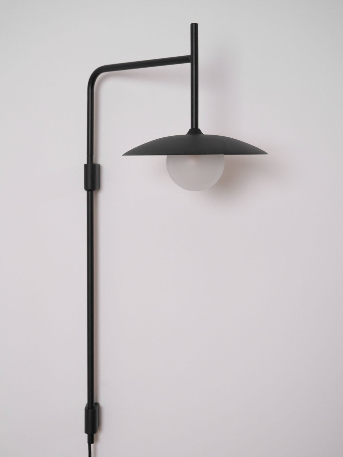 Gea Swing Arm Plug - in Wall Lamp - Vakkerlight