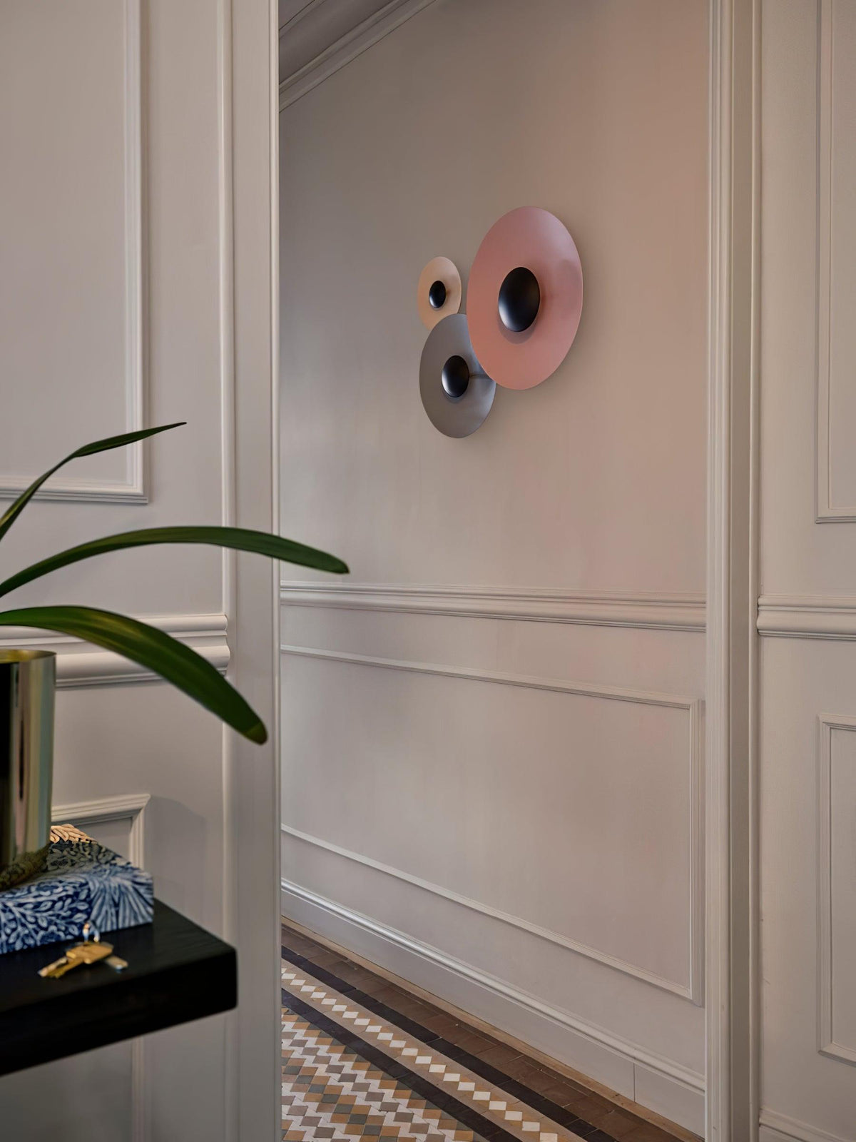 Simplicity Glow Wall Light – detail 39