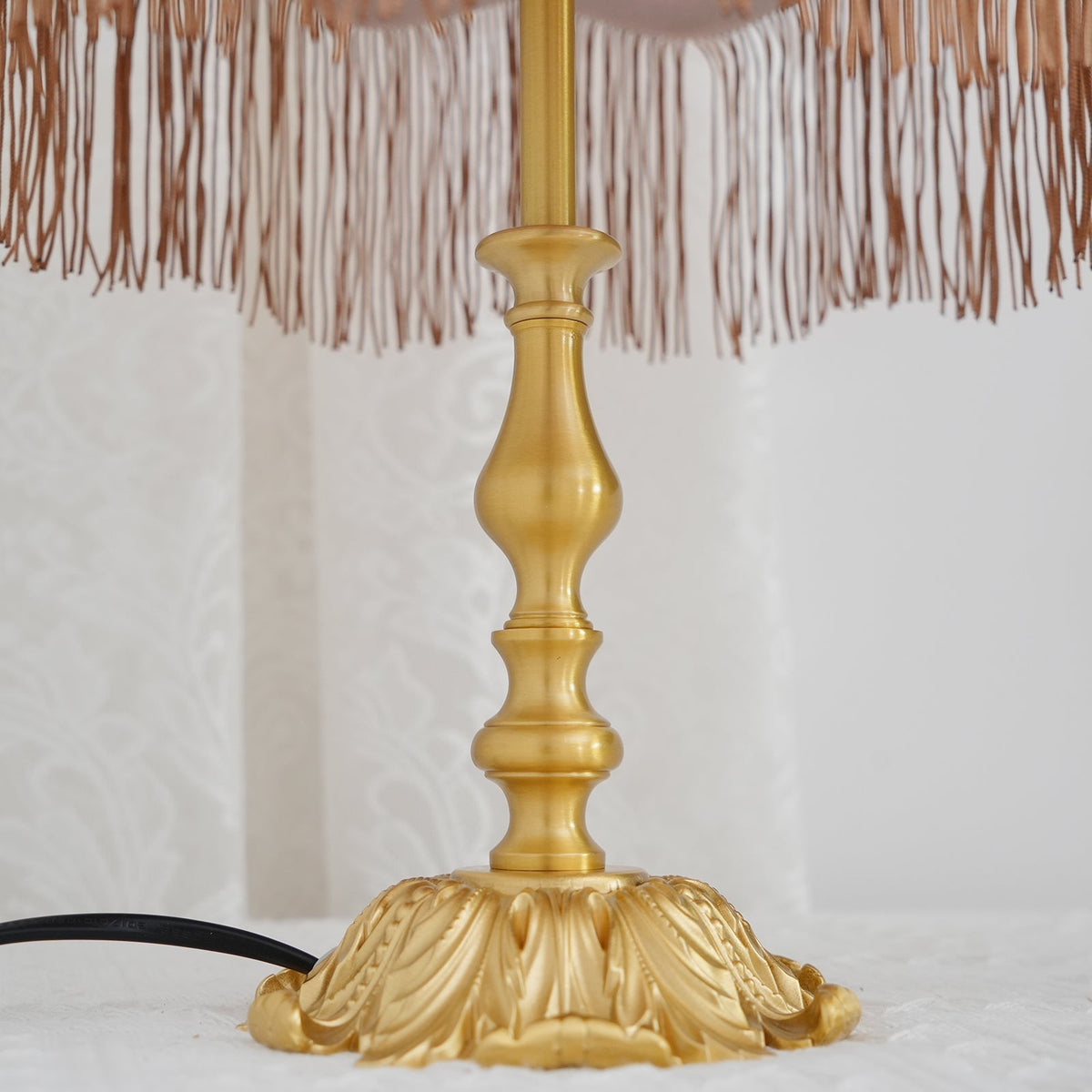 Lampa stołowa Mirekla