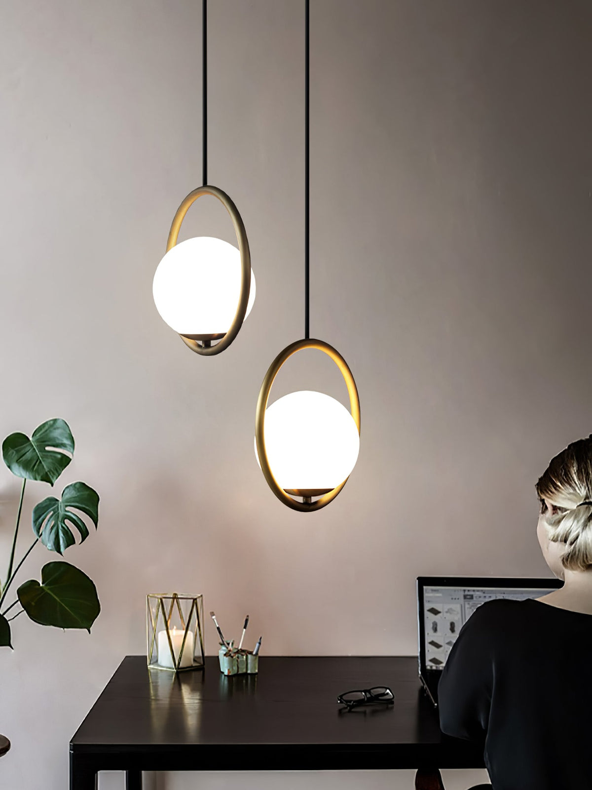 Lampa wisząca minimalistyczna Galara
