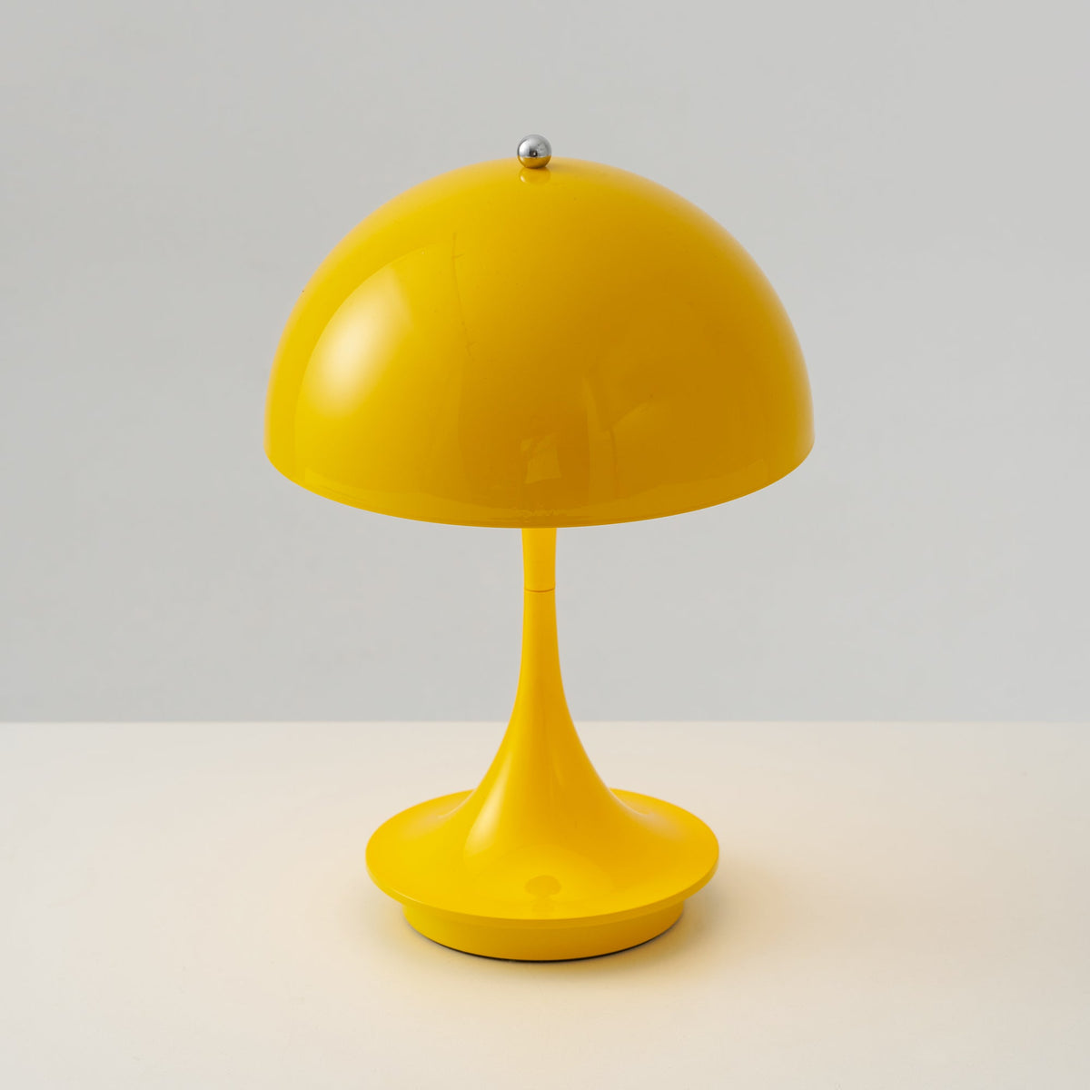 Lampa stołowa zewnętrzna Ludli