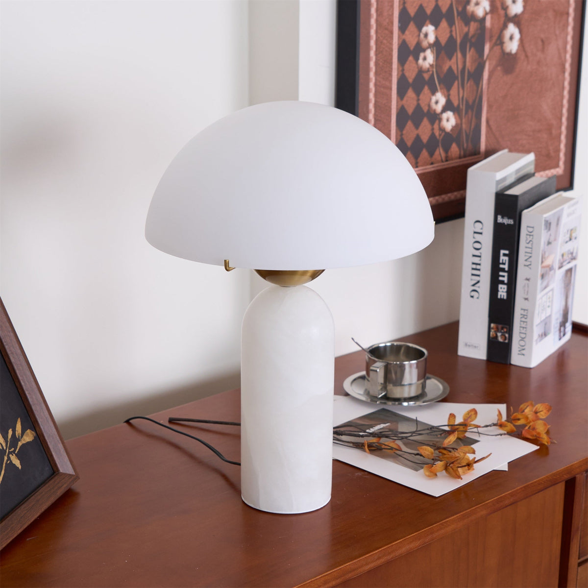 Lampa stołowa kulista Wenev