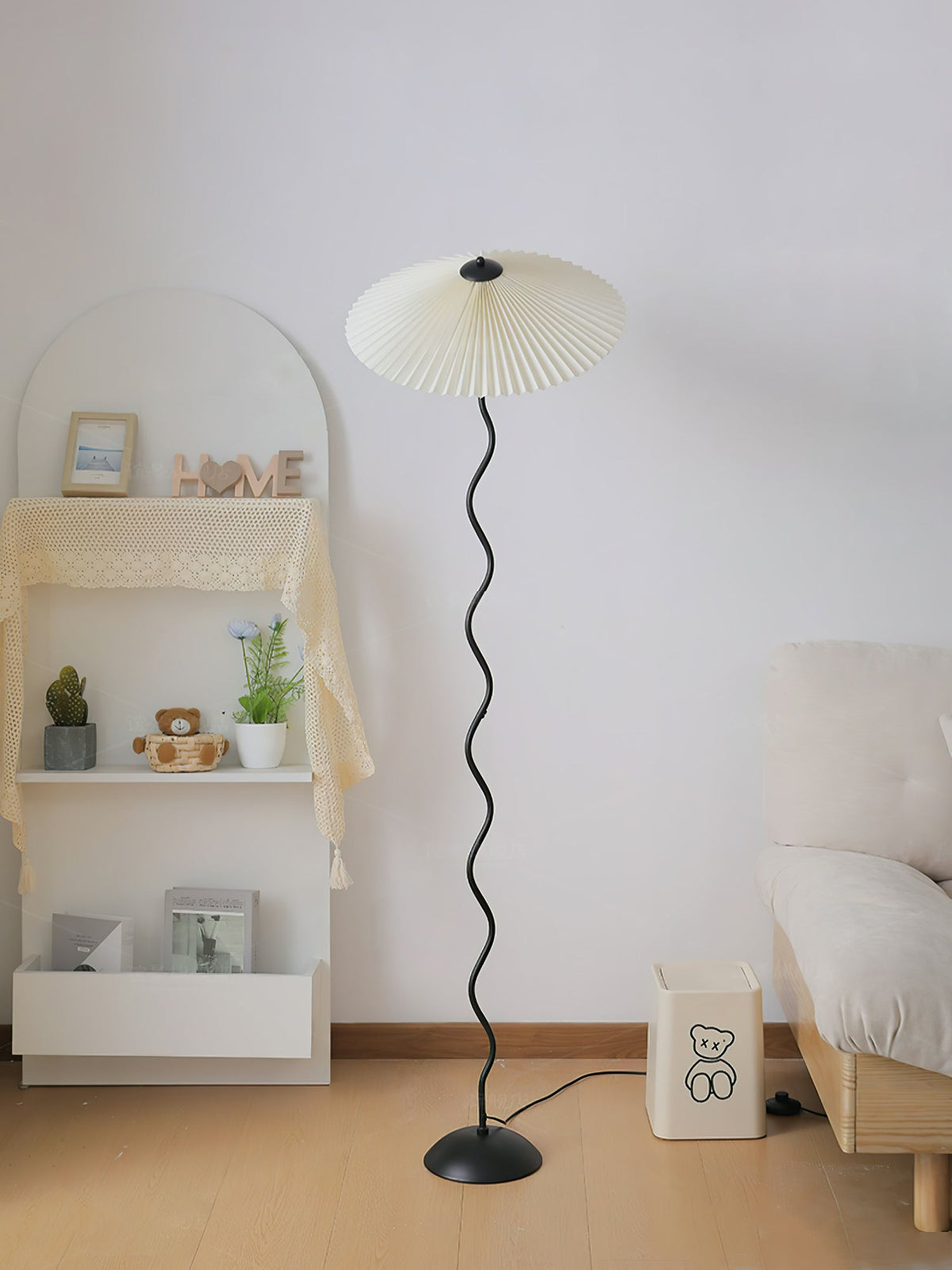 Lampa podłogowa falista Zelko