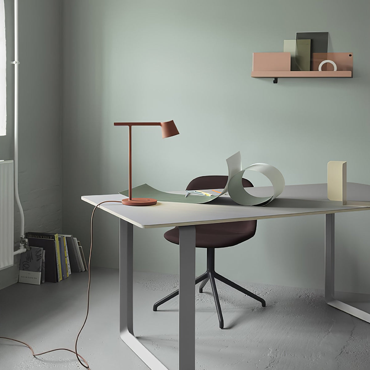 Lampa stołowa minimalistyczna Nadarko