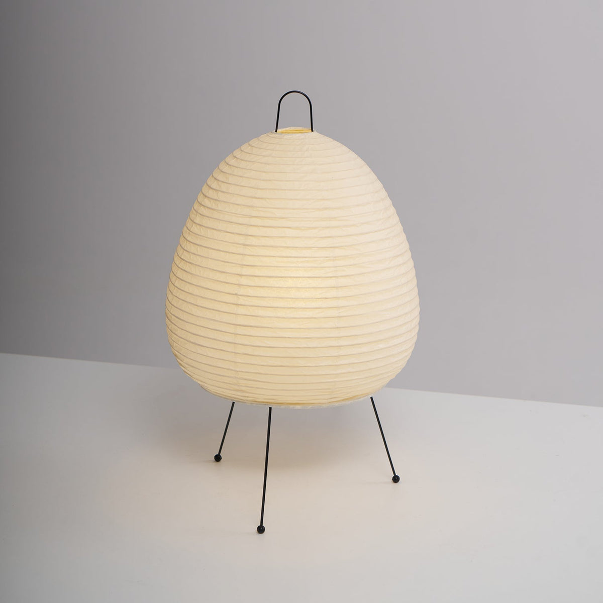 Lampa stołowa Wikorev