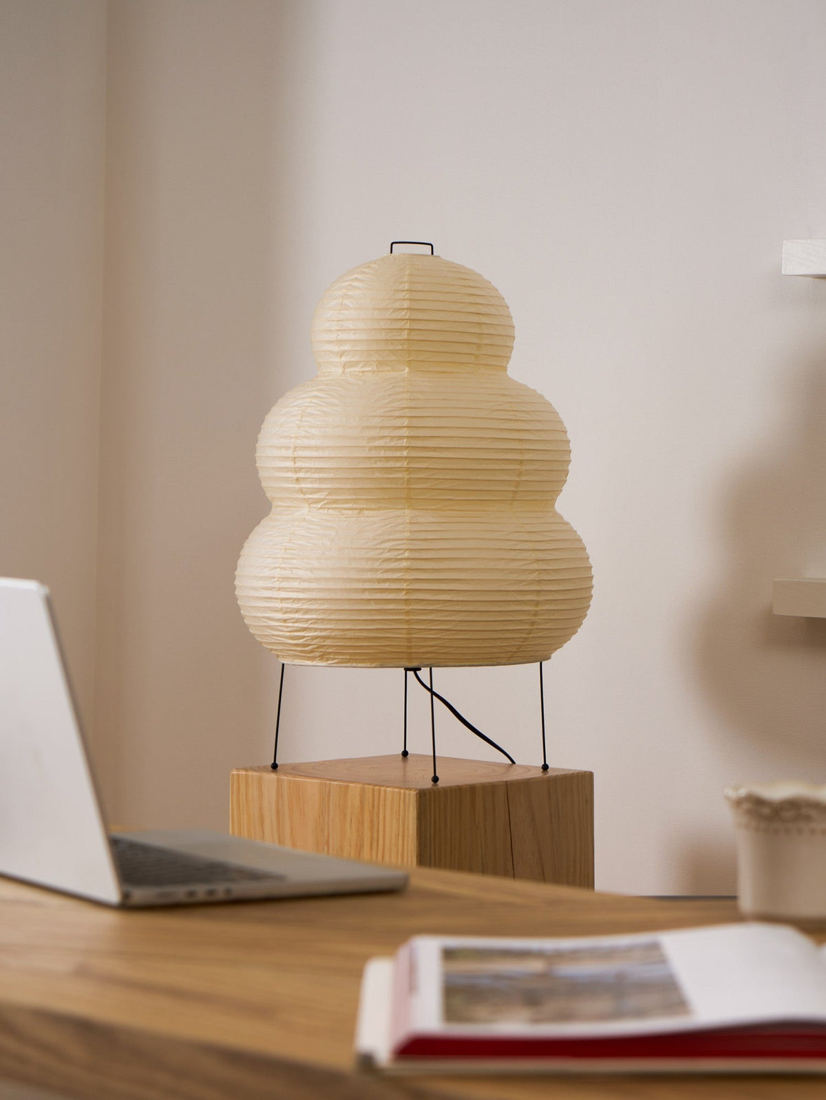 Lampa stołowa Wikorev