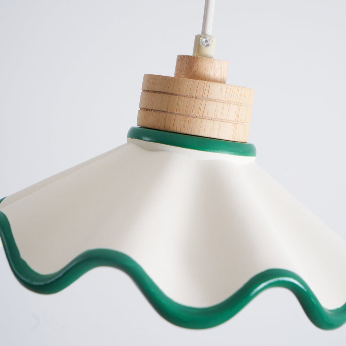 Lampa wisząca falowana Levenel
