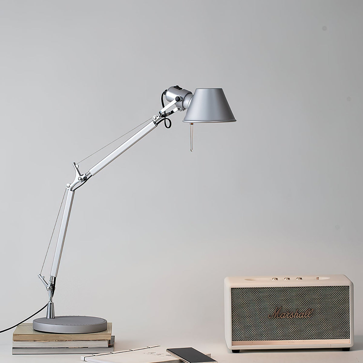 Lampa stołowa regulowana Serio