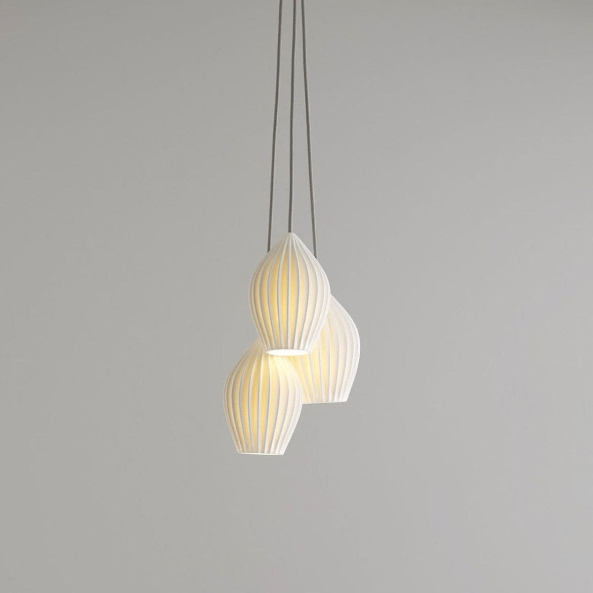 Lampa wisząca ryflowana Pavkalen