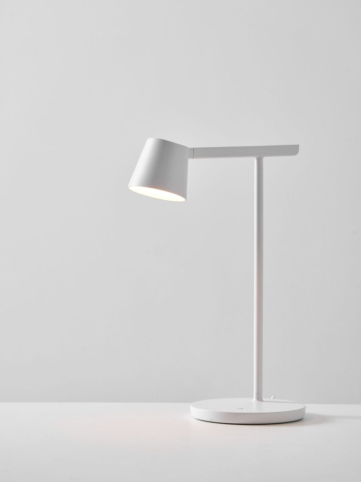 Core Table Lamp - Vakkerlight