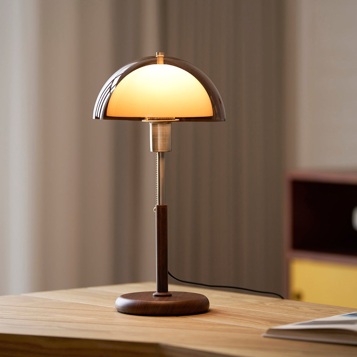 Lampa stołowa retro Tomamiri