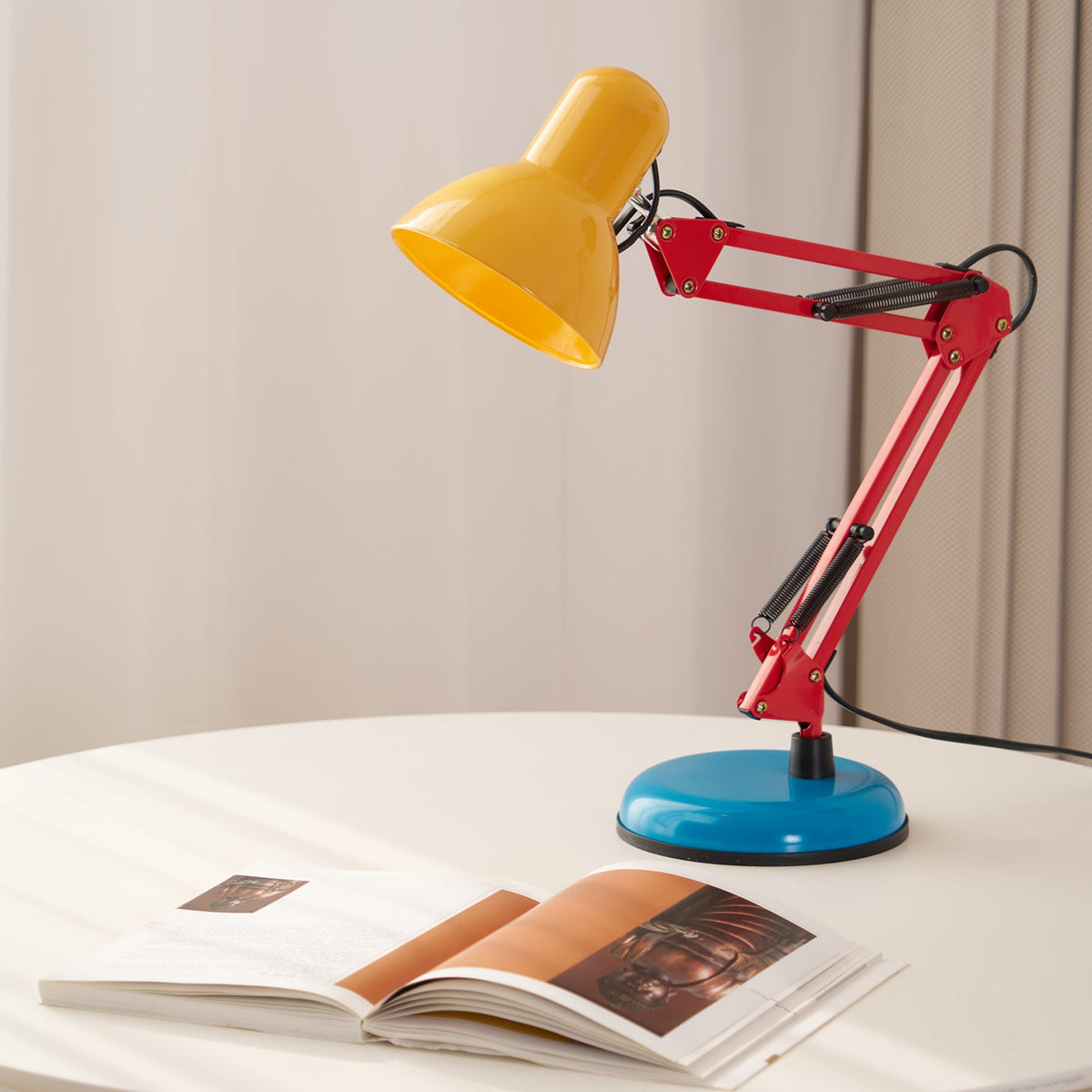 Lampa stołowa Taree