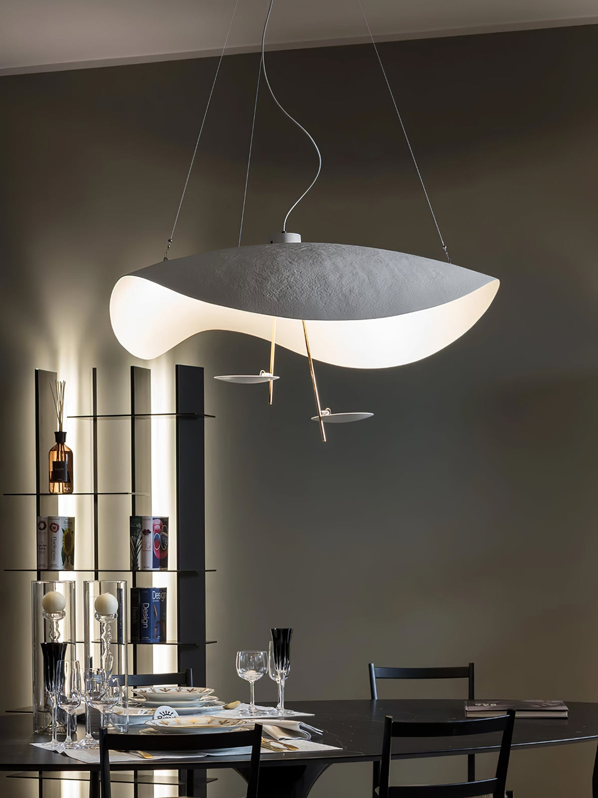 Lampa wisząca minimalistyczna Orool