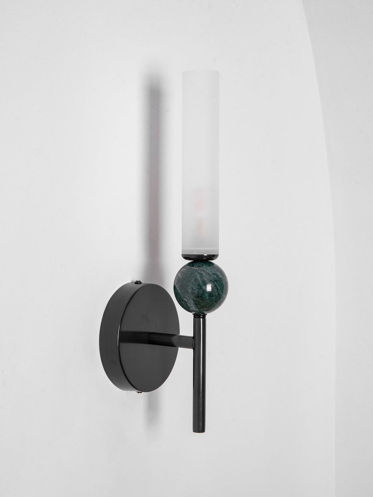 Marble Vertical Wall Lamp - Vakkerlight