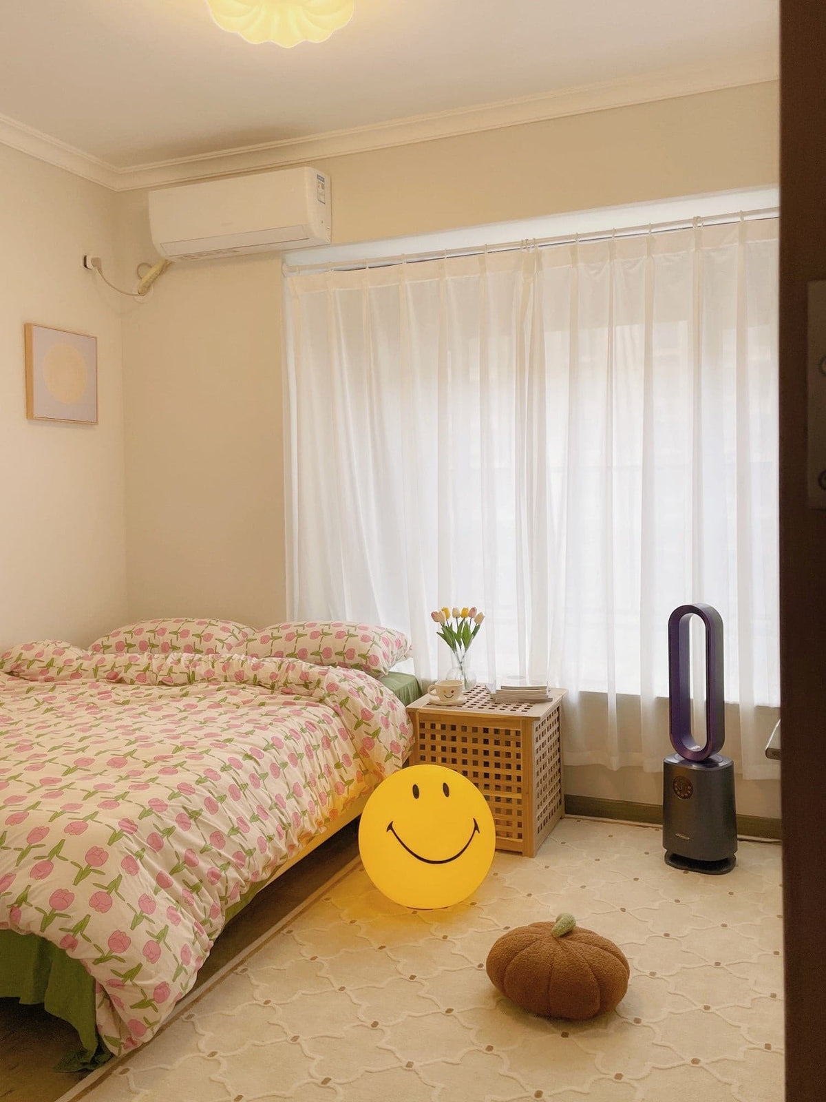 Smiley Table Lamp – detail 40