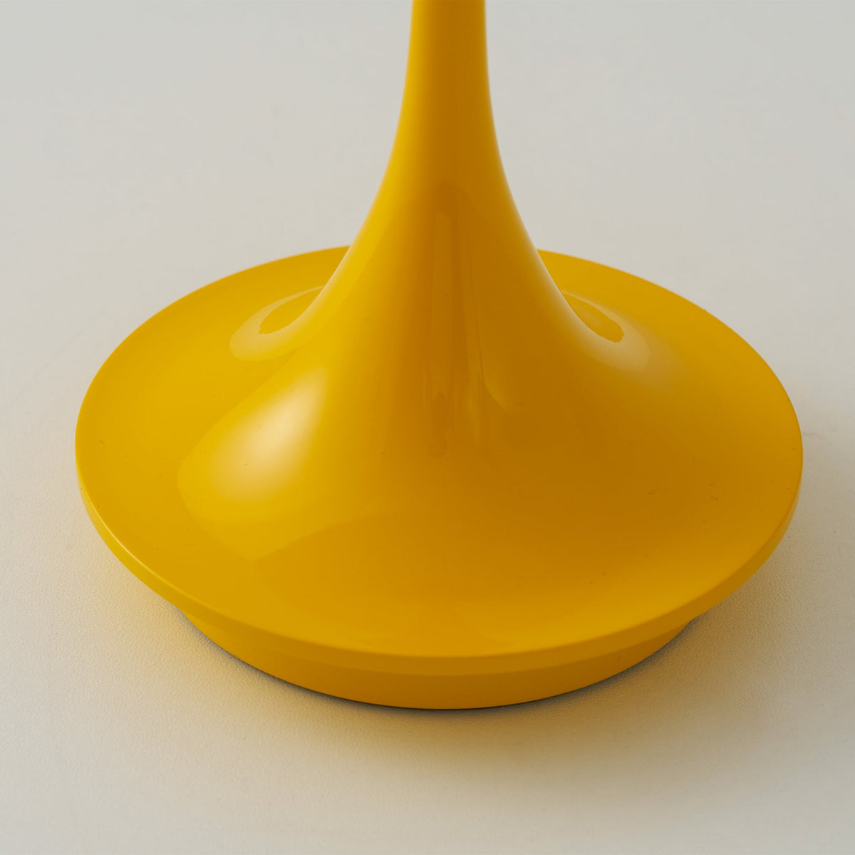 Lampa stołowa zewnętrzna Ludli