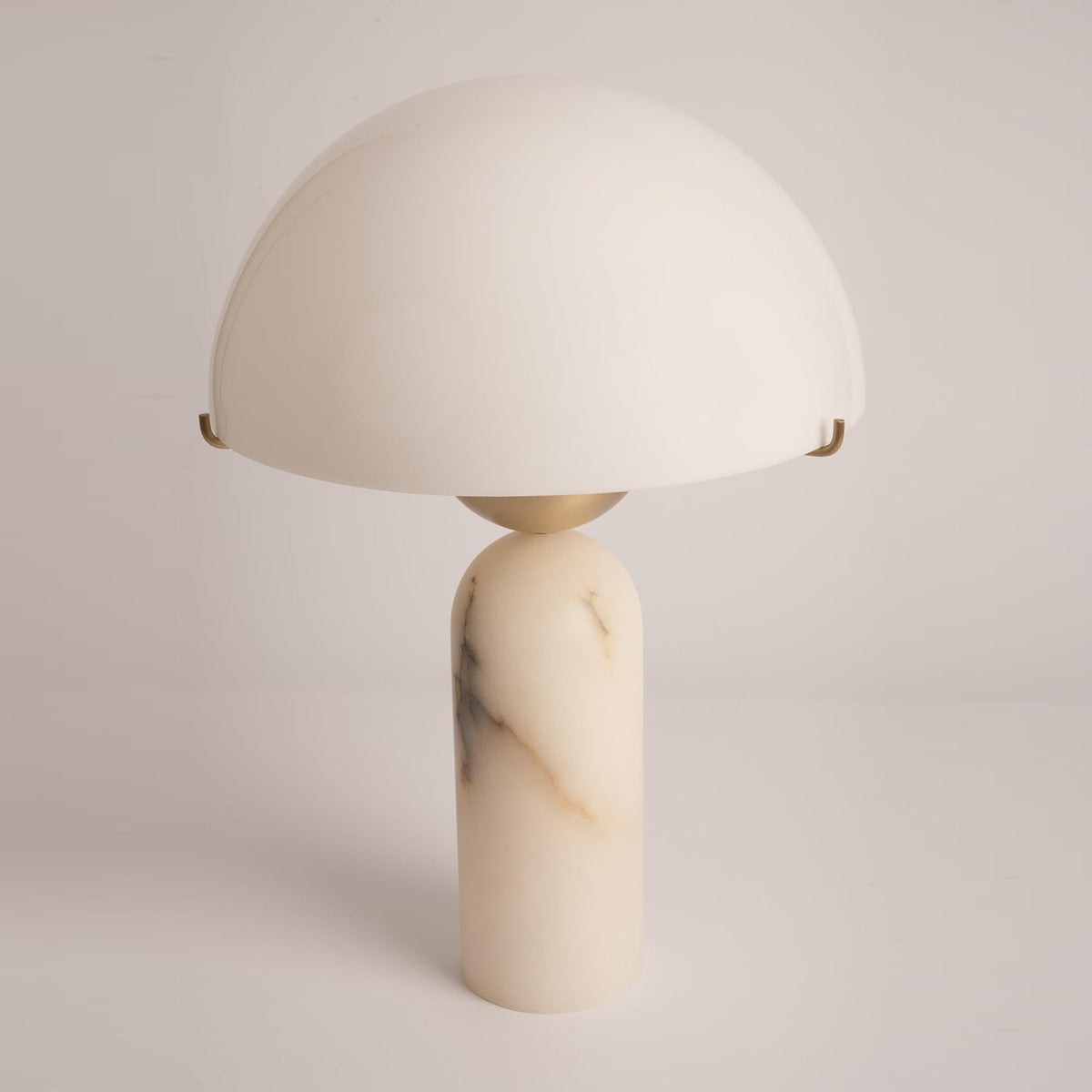 Lampa stołowa kulista Wenev