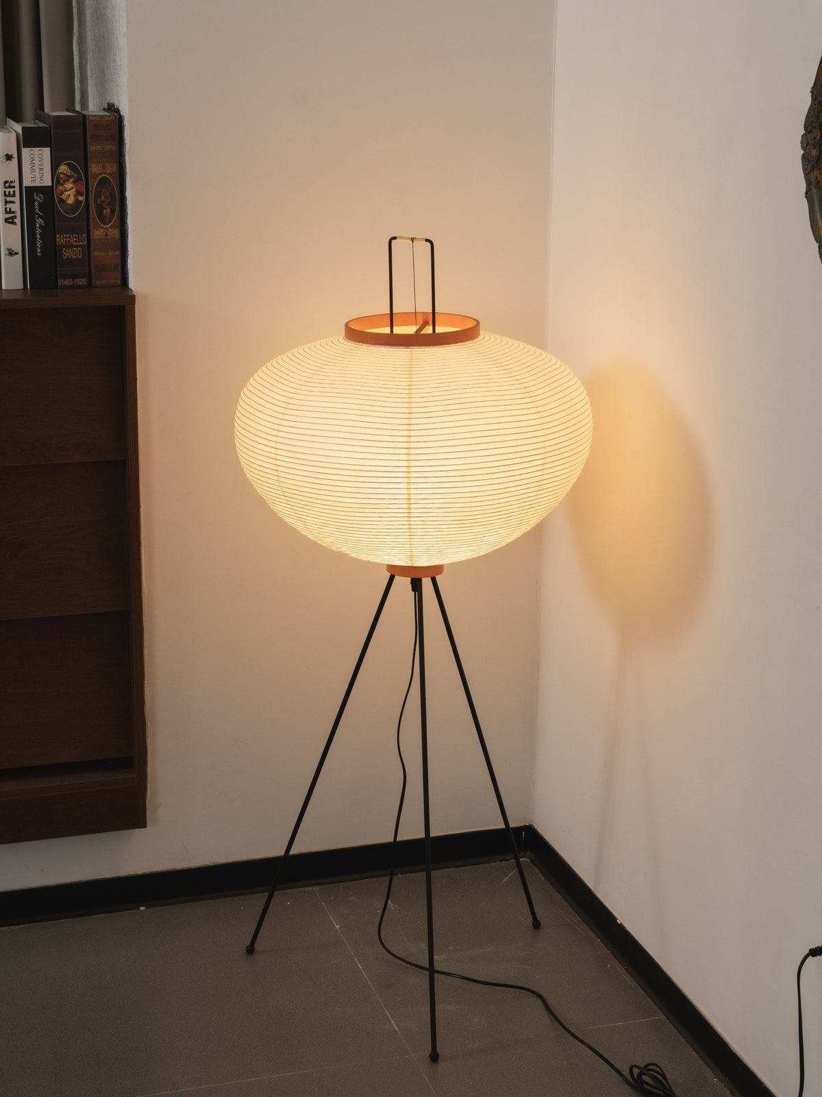 Lampa podłogowa Avel