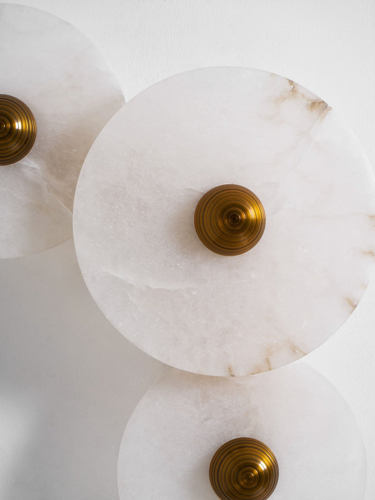 Nayra Alabaster Wall Lamp - Vakkerlight