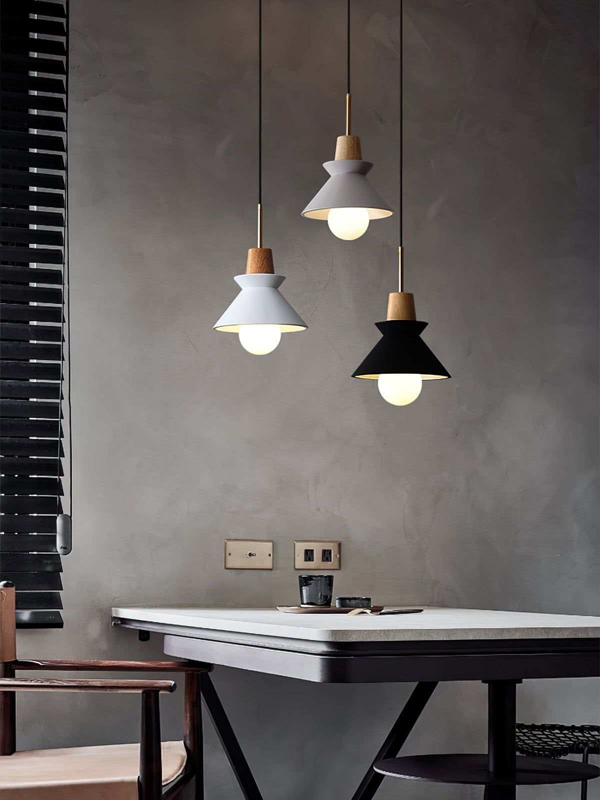 Lampa wisząca stożkowa Radeko