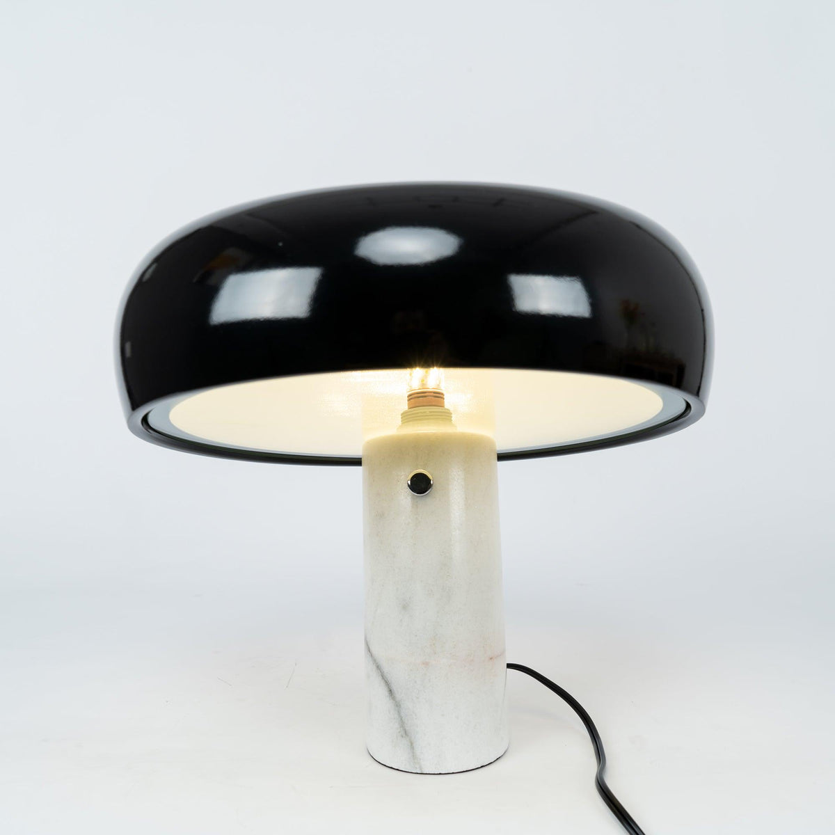 Lampa stołowa Domono