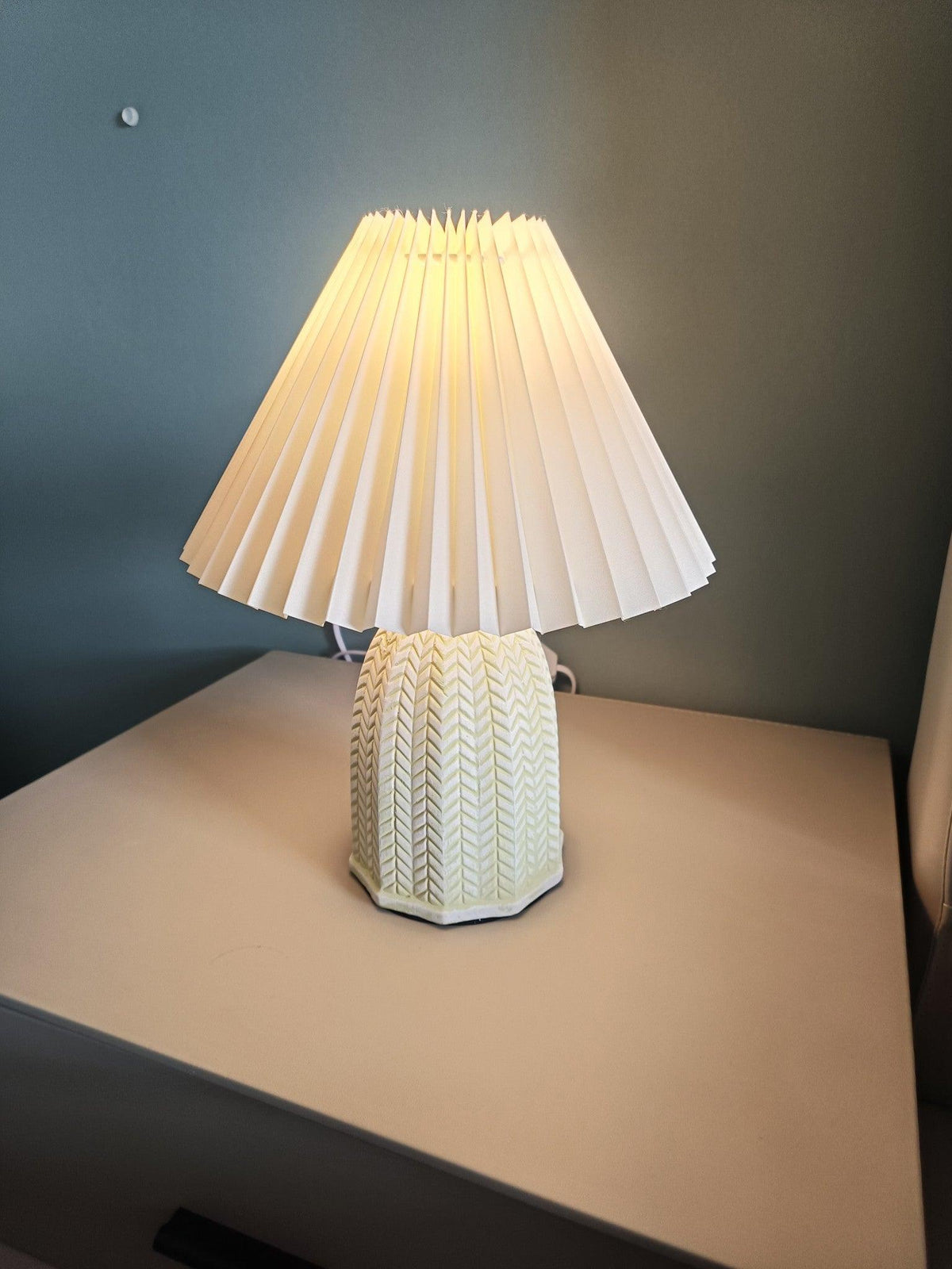 Vintage Pleated Table Lamp – detail 35