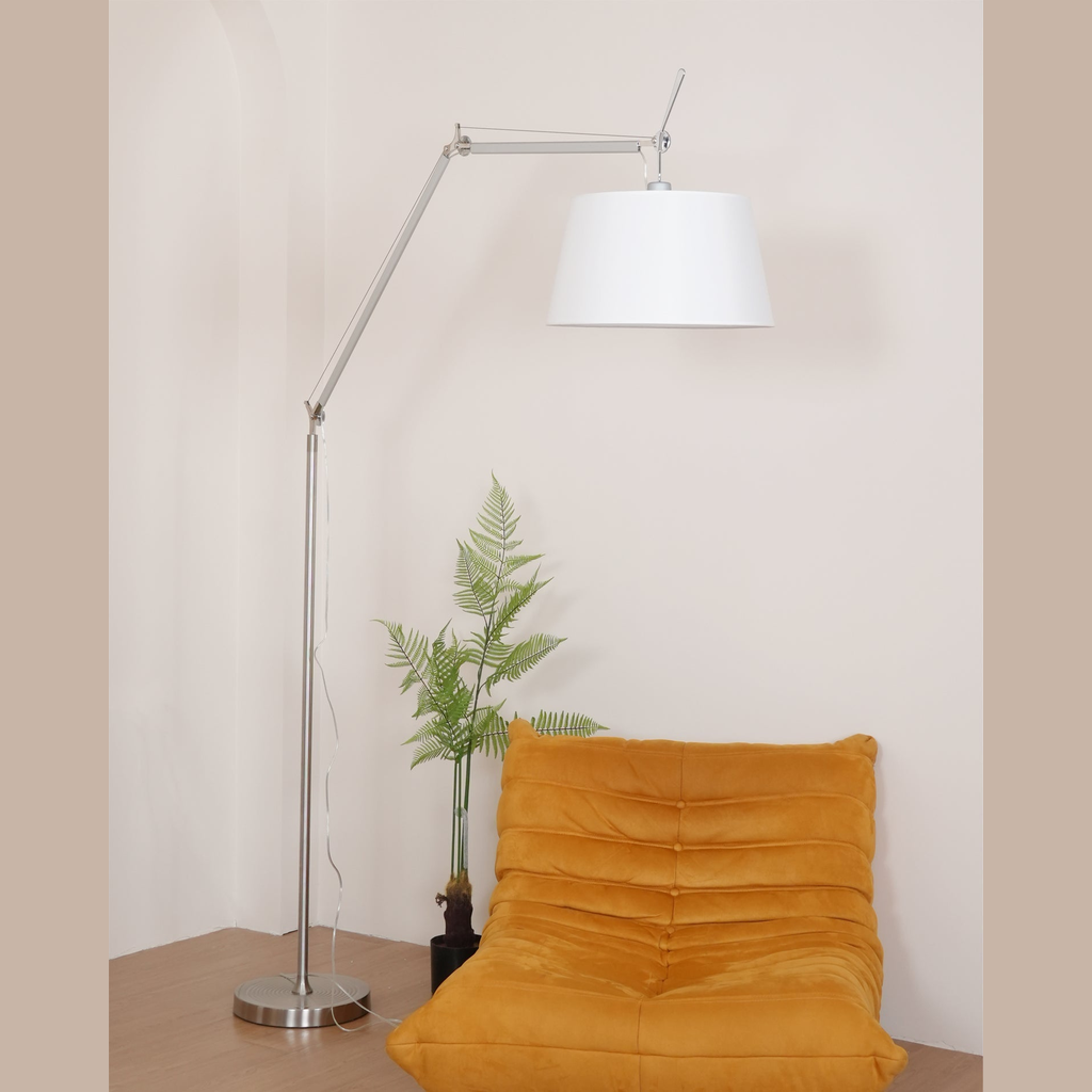 Lampadaire moderne Yarenalis